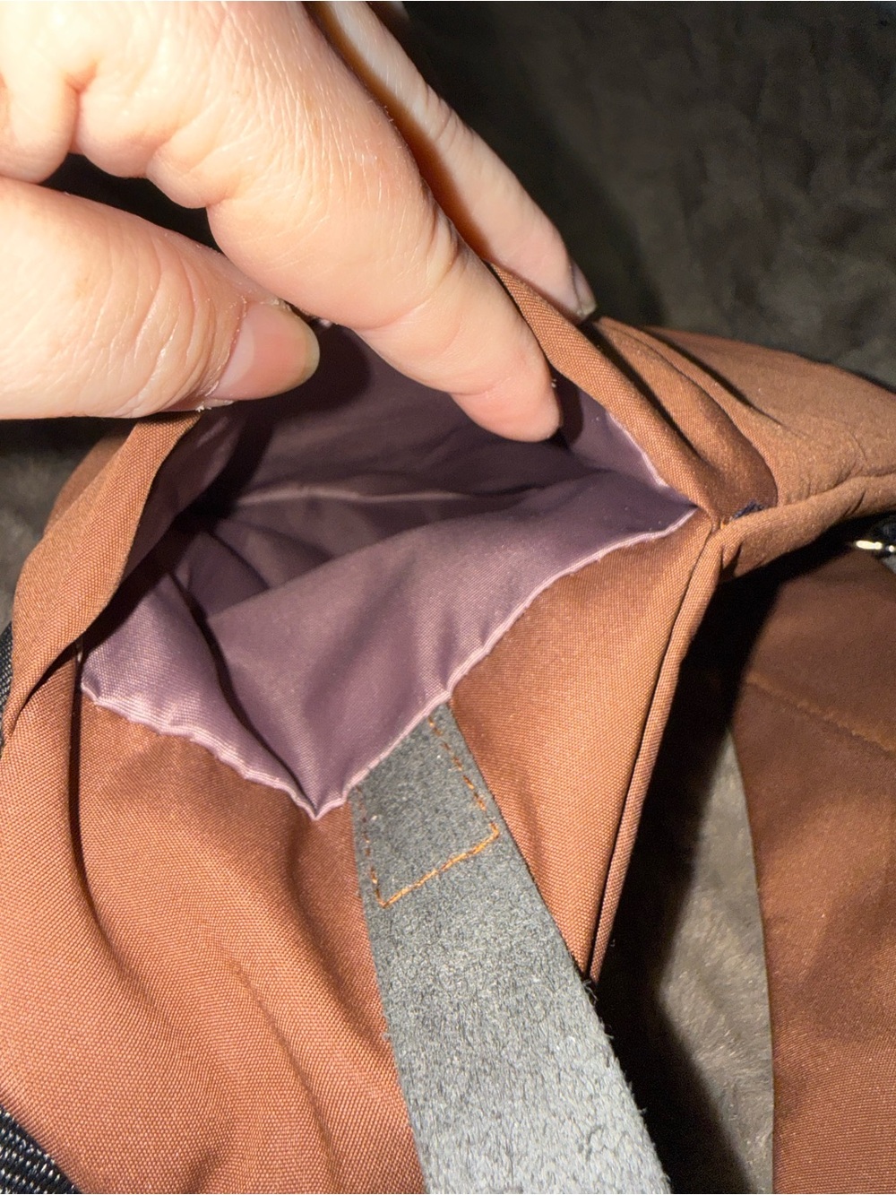 Sling Crossbody Bag in Rust Brown - Lightweight Everyday Carry - Picture 6 of 8